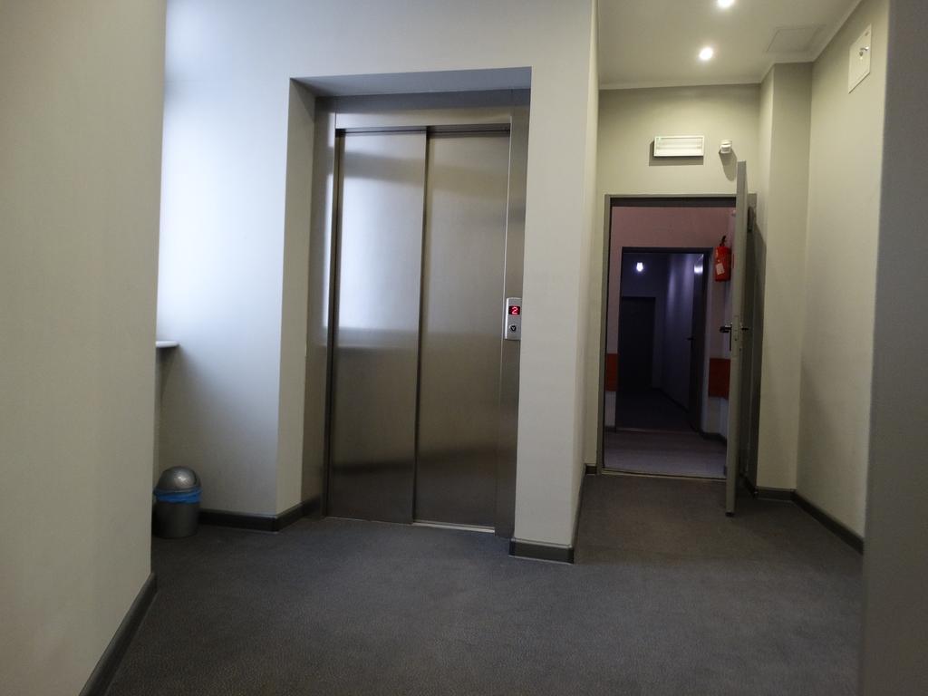 Hotel W Starej Kamienicy Gniezno Esterno foto